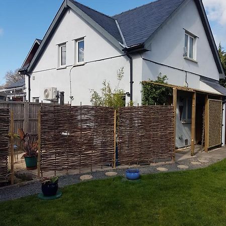 Post Office Row Apartment And Garden Crickhowell Eksteriør bilde